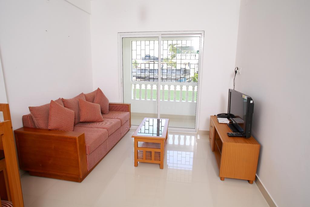 ฟิลส์ เรสิเดนซี Hotel Kochi ภายนอก รูปภาพ