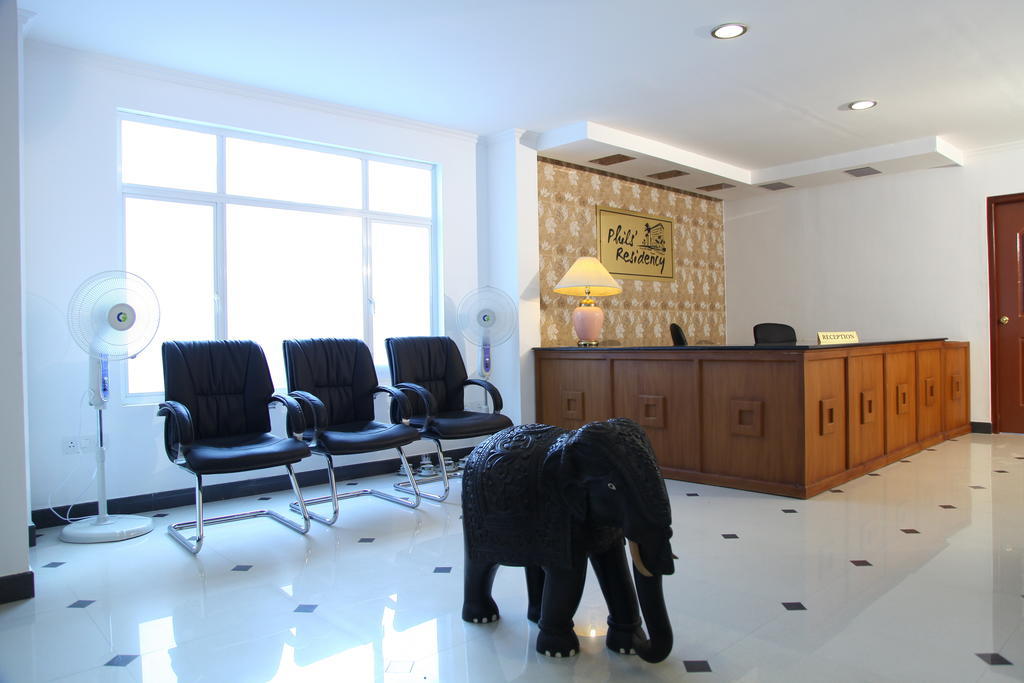 ฟิลส์ เรสิเดนซี Hotel Kochi ภายนอก รูปภาพ